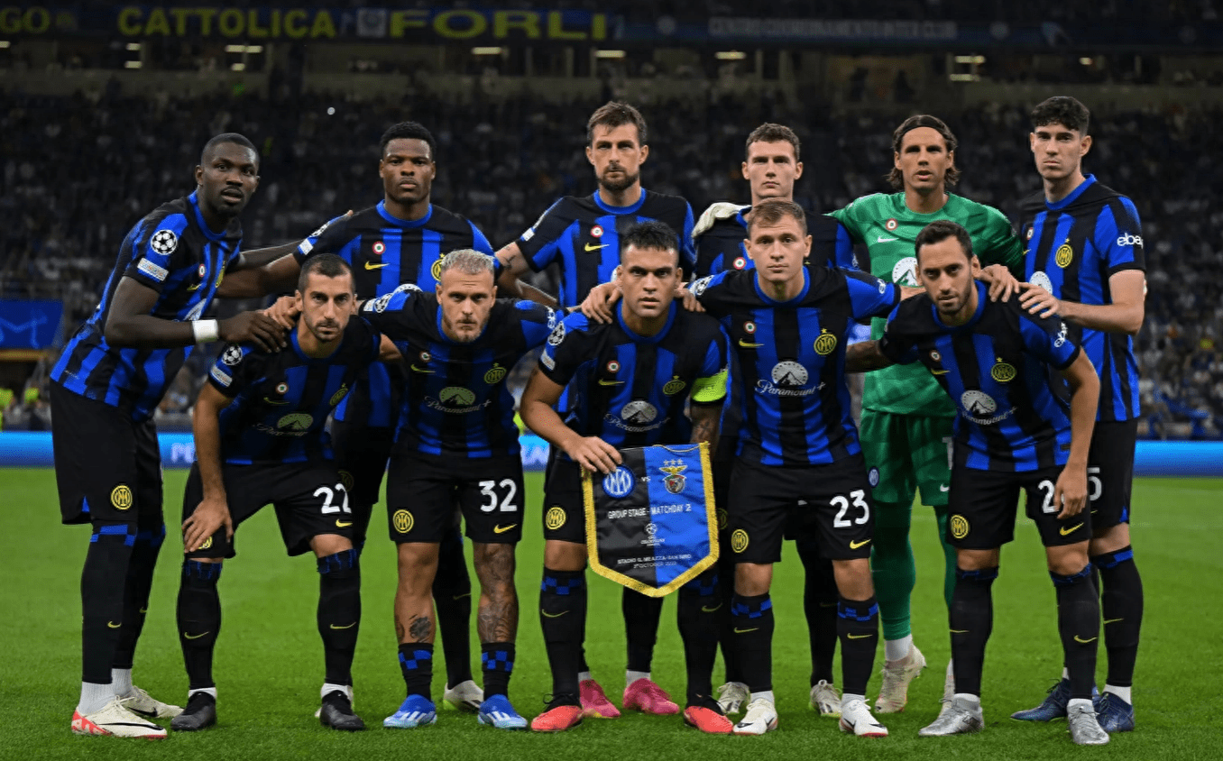 U球-转会期法兰克福绝杀压哨俄克拉荷马雷霆赛前门线救险，今晚上海申花备战欧冠看傻球迷的简单介绍